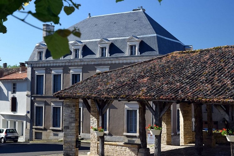 maison-hote-cote-halles-bienvenue
