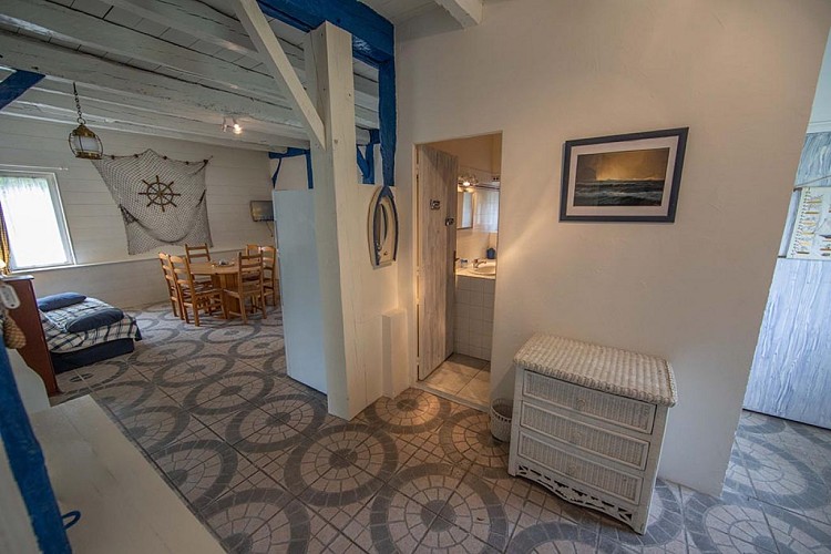 CASTETS-SAILLANT-Emmanuel-et-Catherine-Gite-l-Escale-int3