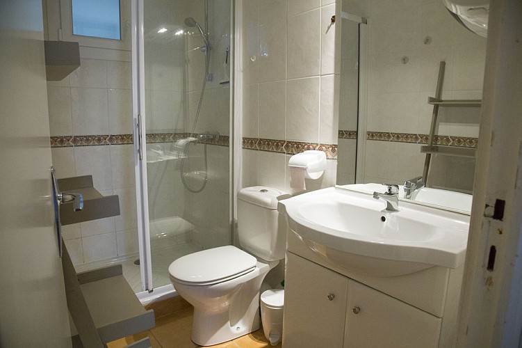 Pays Basque Hendaye Plage T1 appartement 2 à 4 personnes locations de vacances bord de mer Lidwine Goélands SDD Hendaye Tourisme