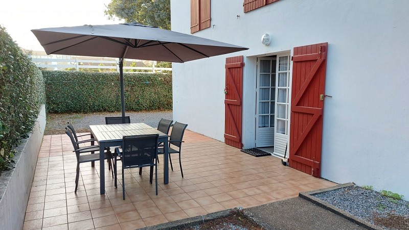 Pays Basque Hendaye Plage T3 appartement 4 à 5 personnes locations de vacances bord de mer Lidwine Goélands terrasse Hendaye Tourisme