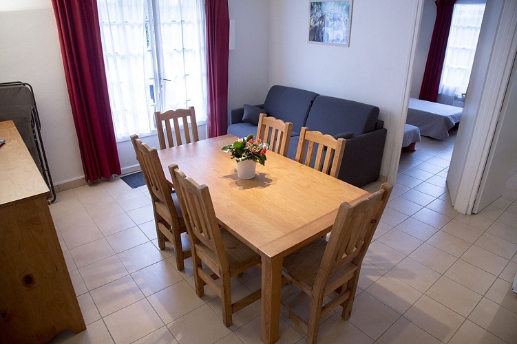 Pays Basque Hendaye Plage T3 appartement 4 à 5 personnes locations de vancances bord de mer Lidwine Goélands séjour  Hendaye Tourisme