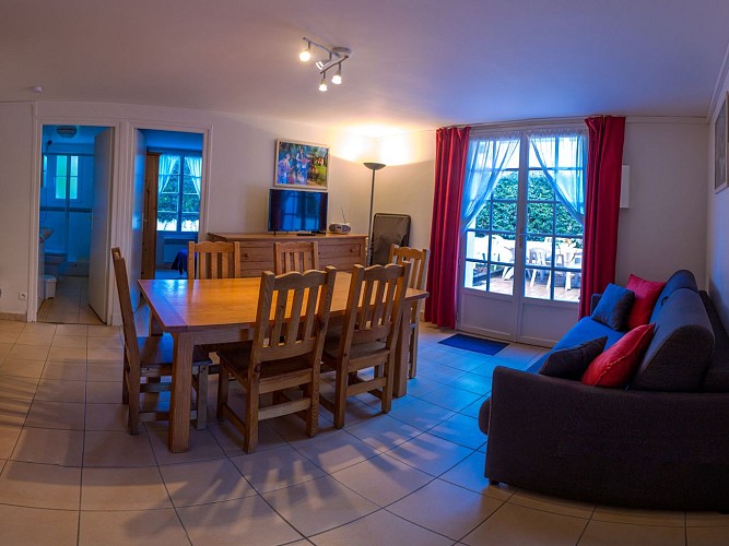 Pays Basque Hendaye Plage T3 appartement 4 à 5 personnes locations de vacances bord de mer Lidwine Goélands séjour Hendaye Tourisme