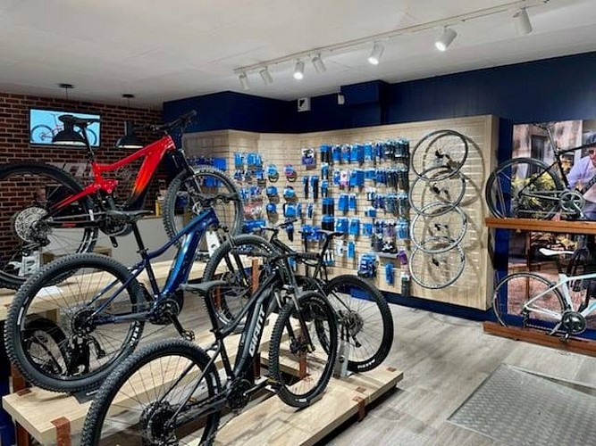 Giant City Bar-le-Duc