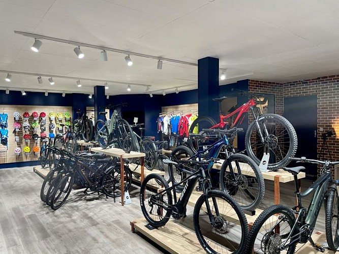 Giant City Bar-le-Duc