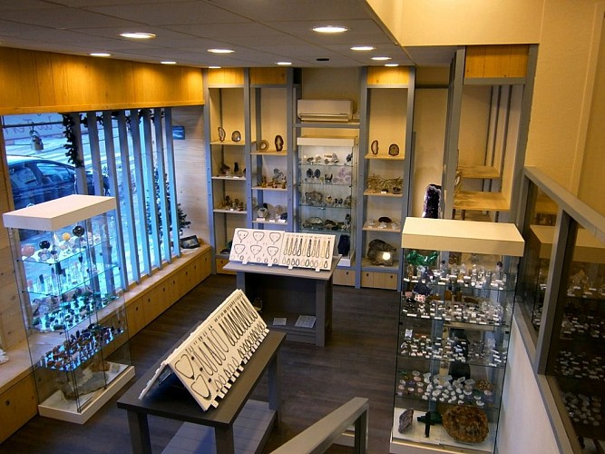 Aux Trésors de la terre