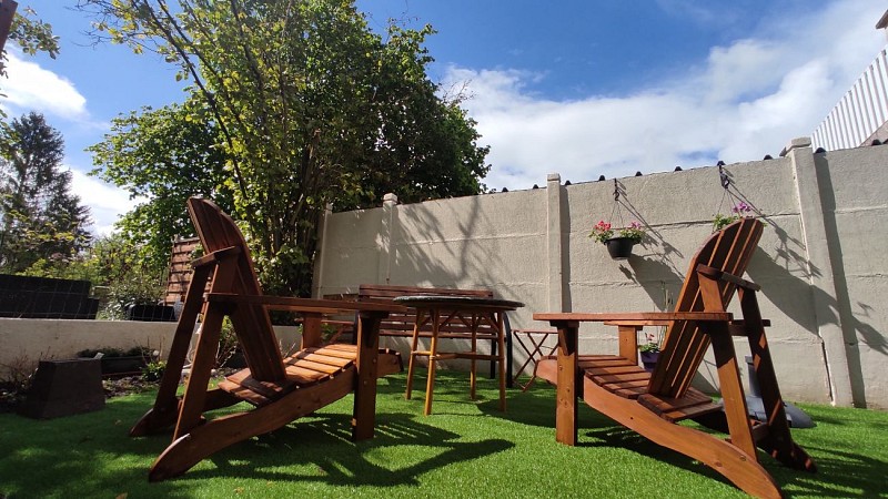 Vue extérieure du salon de thé