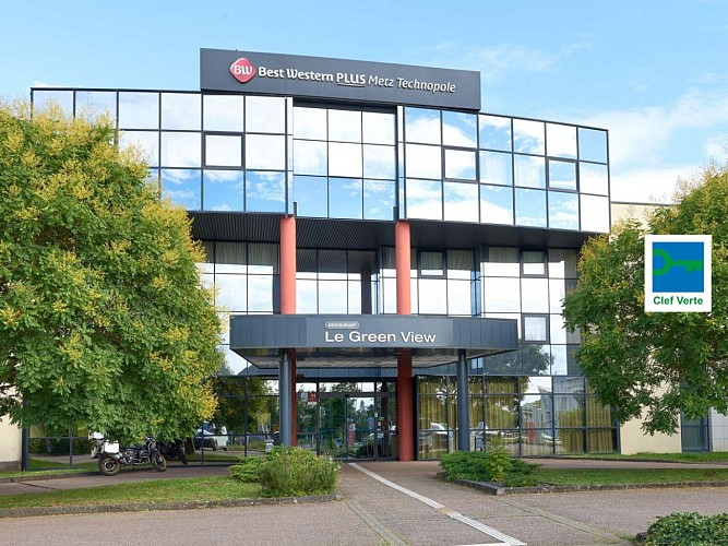 Restaurant - The Green View