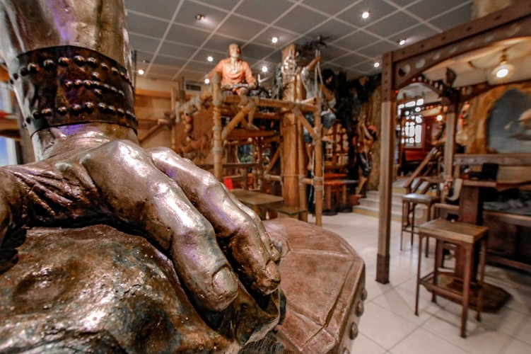 Salle et décors du Bounty de Sarreguemines