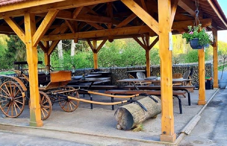 Les écuries du moulin à poudre