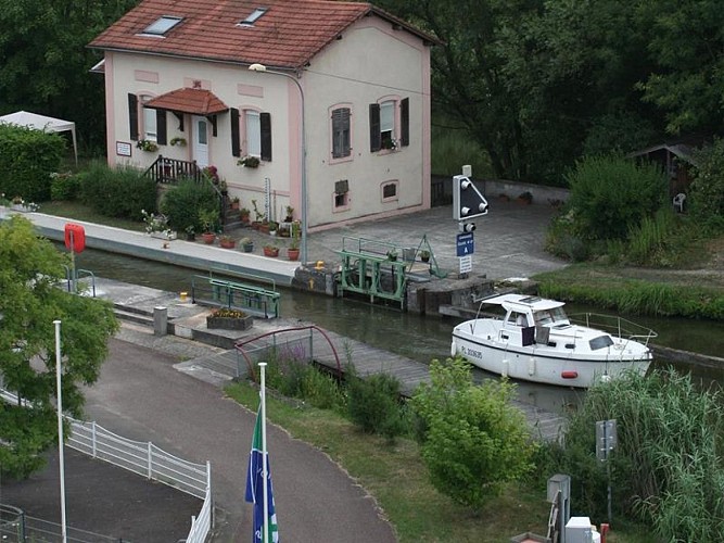 Aire de Camping-Car / Sarreguemines