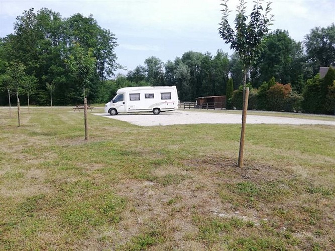 AIRE DE STATIONNEMENT