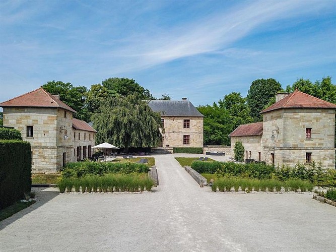 CHAMBRES D'HÔTES LA MAISON FORTE