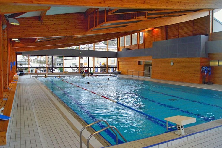 Piscine municipale couverte de Bort les Orgues_1