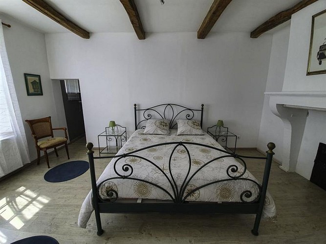 chambre avec lit de 160