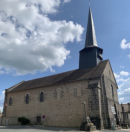 Eglise d'Oradour Saint Genest