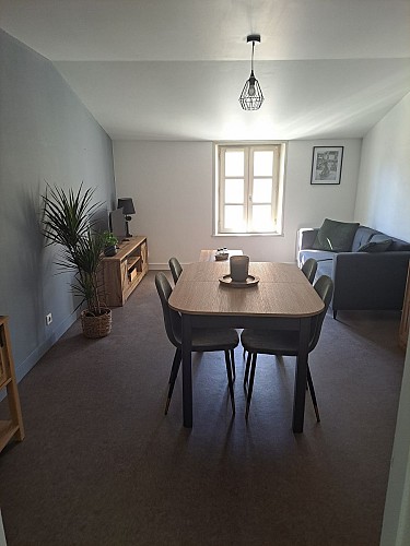 MEUBLÉ "APPARTEMENT RUE DES LOGES"