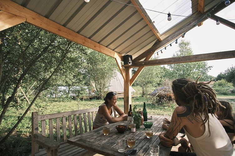 Camping à la ferme - Les rangs d'oignons