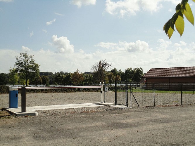 Aire d'accueil Camping-cars