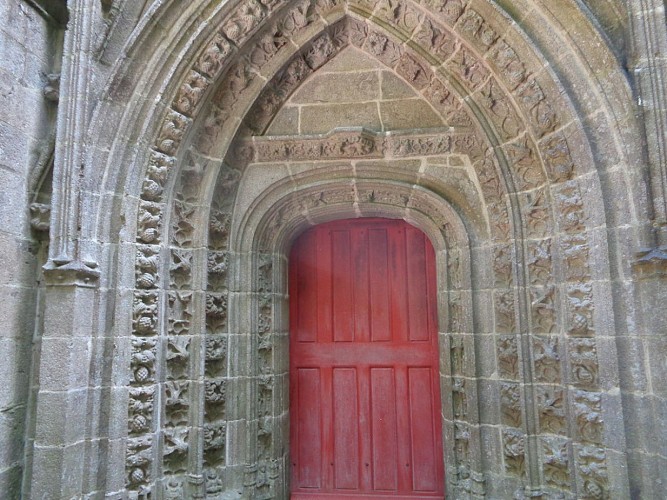 Chapelle Notre-Dame de la Croix à Loqueffret