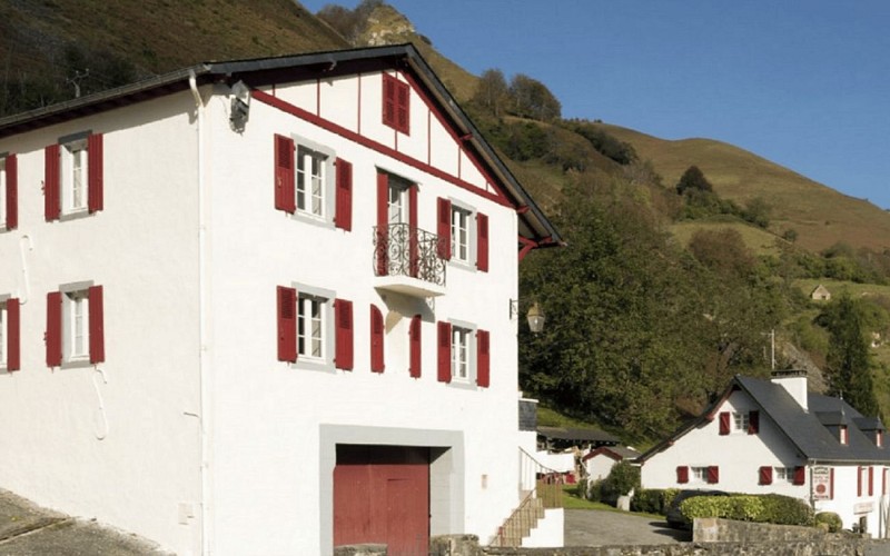 GABARIT TOURINSOFT - 1440 x 900 px - 1