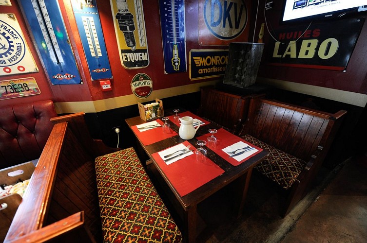 Restaurant Le Garage Pub - Pau - table