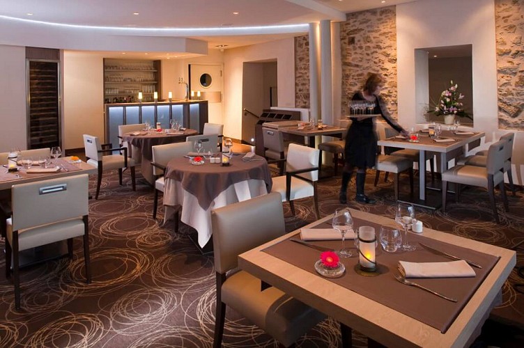 Le Relais Saint Jacques Restaurant