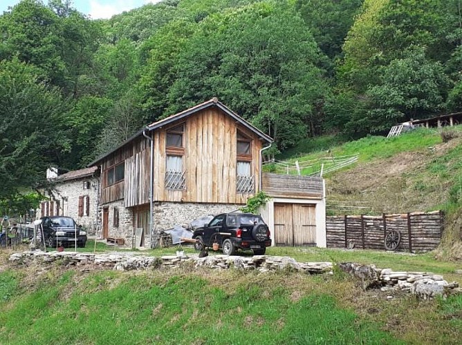 E8912297-D069-4A5F-BA5E-3D79AEADB888