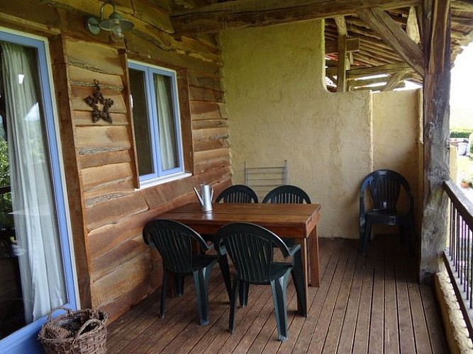 35B32FED-1C58-46E6-A2FF-98A505979144