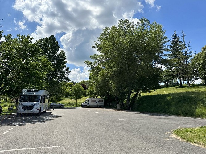 Aire de service AUZAS