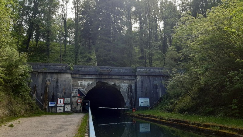 Le Tunnel de Mauvages