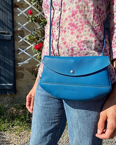 bressuire-maroquinerie-peaux-d-anne-sac-bleu