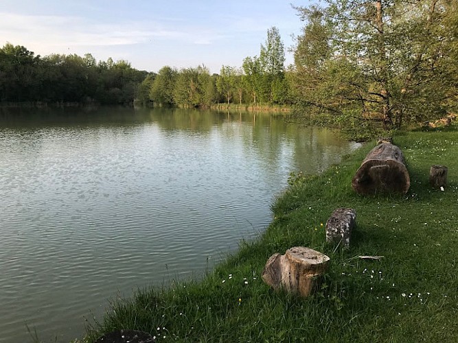 Moulin du lac de Bray, le lac