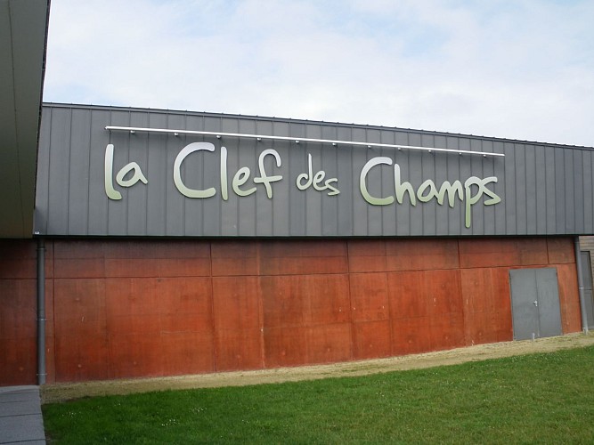 SALLE DE SPECTACLES ET CINÉMA - LA CLEF DES CHAMPS