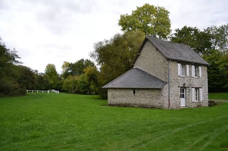 DOMAINE DES VAULX : PETITE ÎLE DE LA POUPARDIÈRE