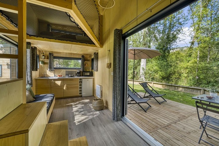 SVP_202309_TINY-2CH_009