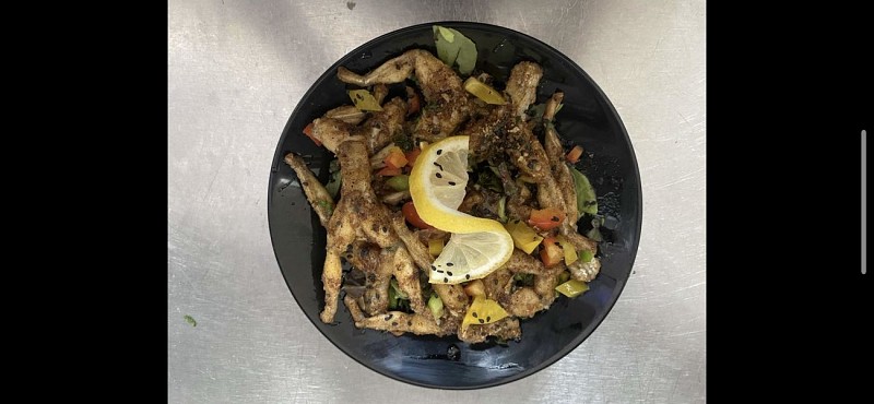 Au Family's - Cuisses de grenouilles en persillade - LANNE EN BARETOUS (©Au family's)