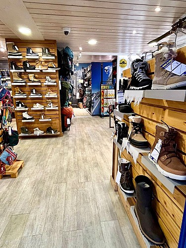 Intersport - les Clarines - Location & vente de matériel de ski au cœur du village