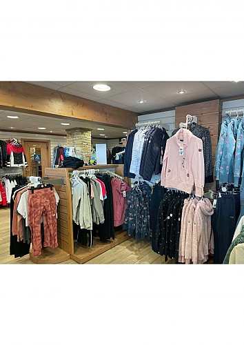 Intersport (centre station, le Brichou)