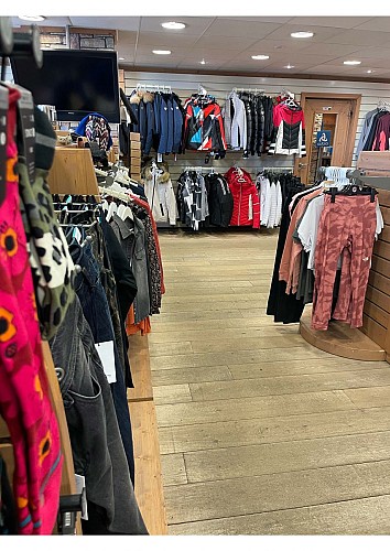 Intersport (centre station, le Brichou)