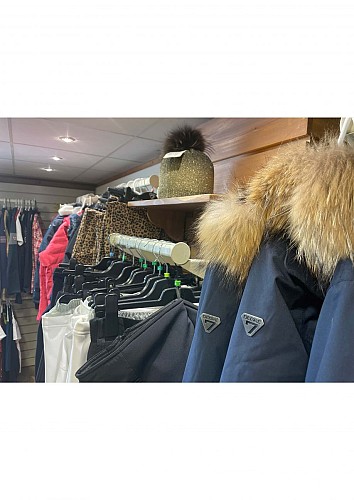 Intersport (centre station, le Brichou)