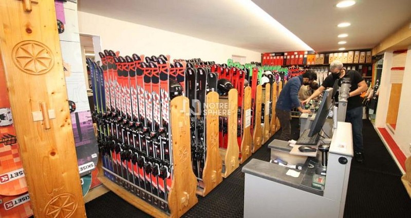 Skiset 1 Front de neige 1800