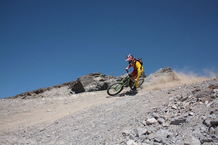 MCF - Fast Riding People - Ecole de VTT