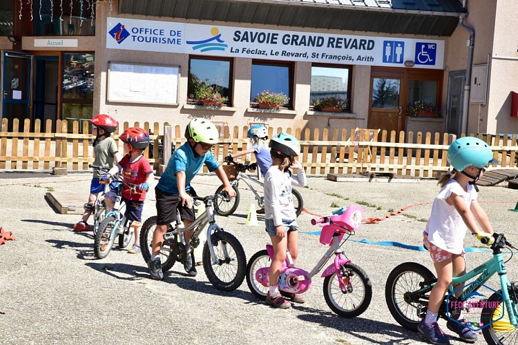 Fécl'Aventure - École MCF de VTT