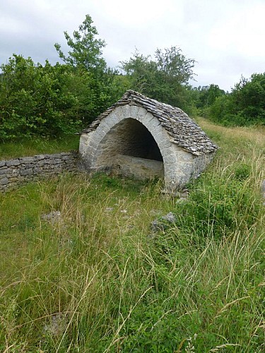 Fontaine voûtée de Blayac