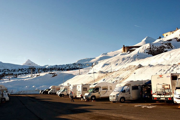 Aire de camping-cars de La Pierre Saint-Martin - Hiver