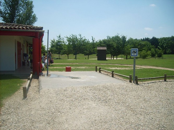 Aire de camping-cars de Fontet