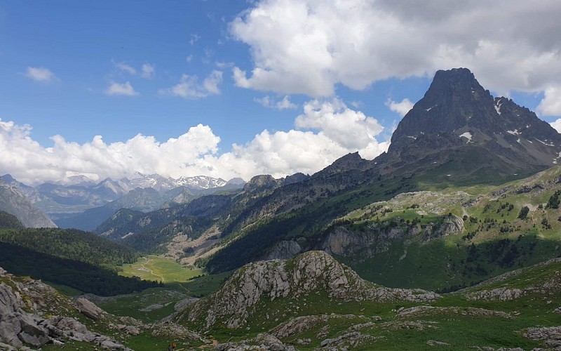 L'iza-R - Accompagnateur en Montagne - saison printemps - Vallée d'Ossau
