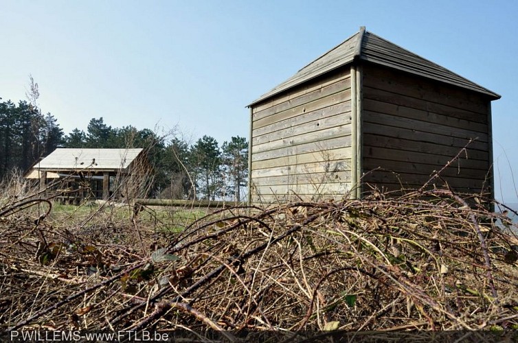 Rust- en picknickplaats met barbecue - 'So Tchan'vîre'