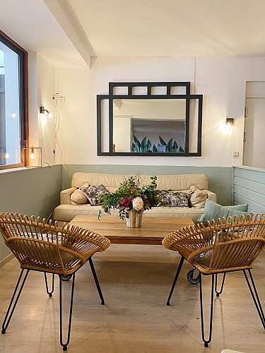 Restaurant hotel Marinero Lumaa salon de réception - web