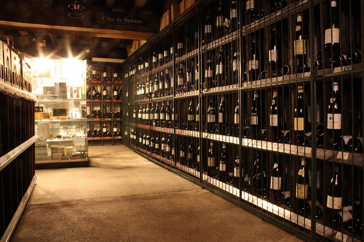 Cave de dégustation de vins à Autun